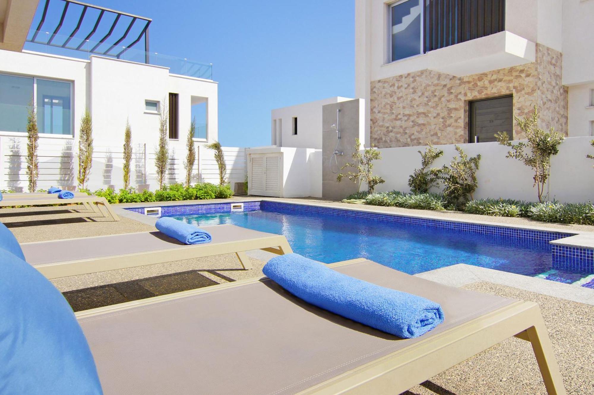 Villa Nova โปรทาราส ภายนอก รูปภาพ