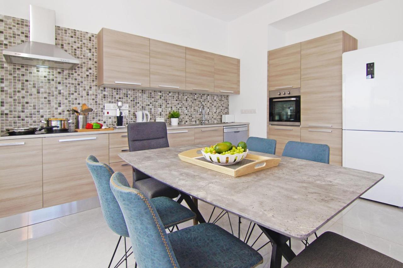 Villa Nova โปรทาราส ภายนอก รูปภาพ