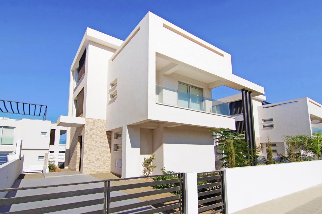 Villa Nova โปรทาราส ภายนอก รูปภาพ