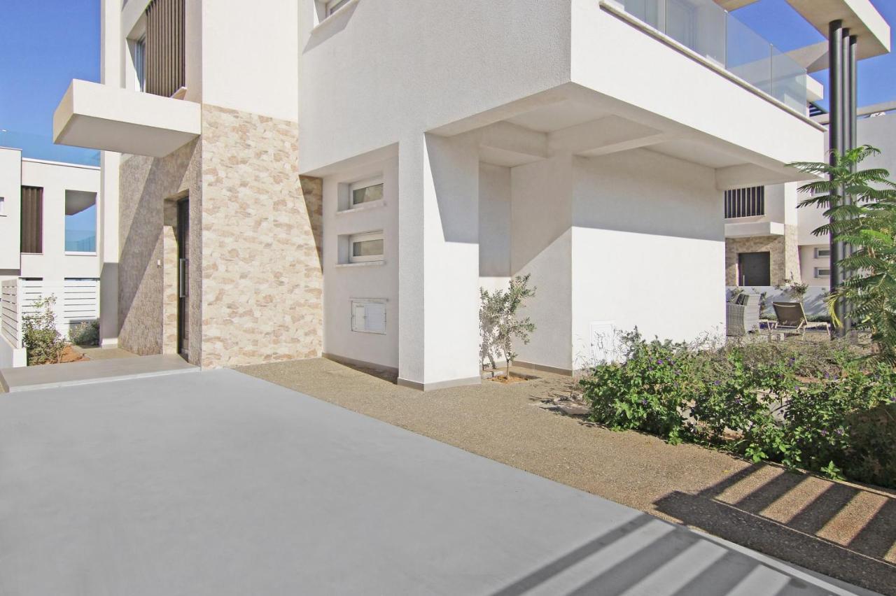 Villa Nova โปรทาราส ภายนอก รูปภาพ
