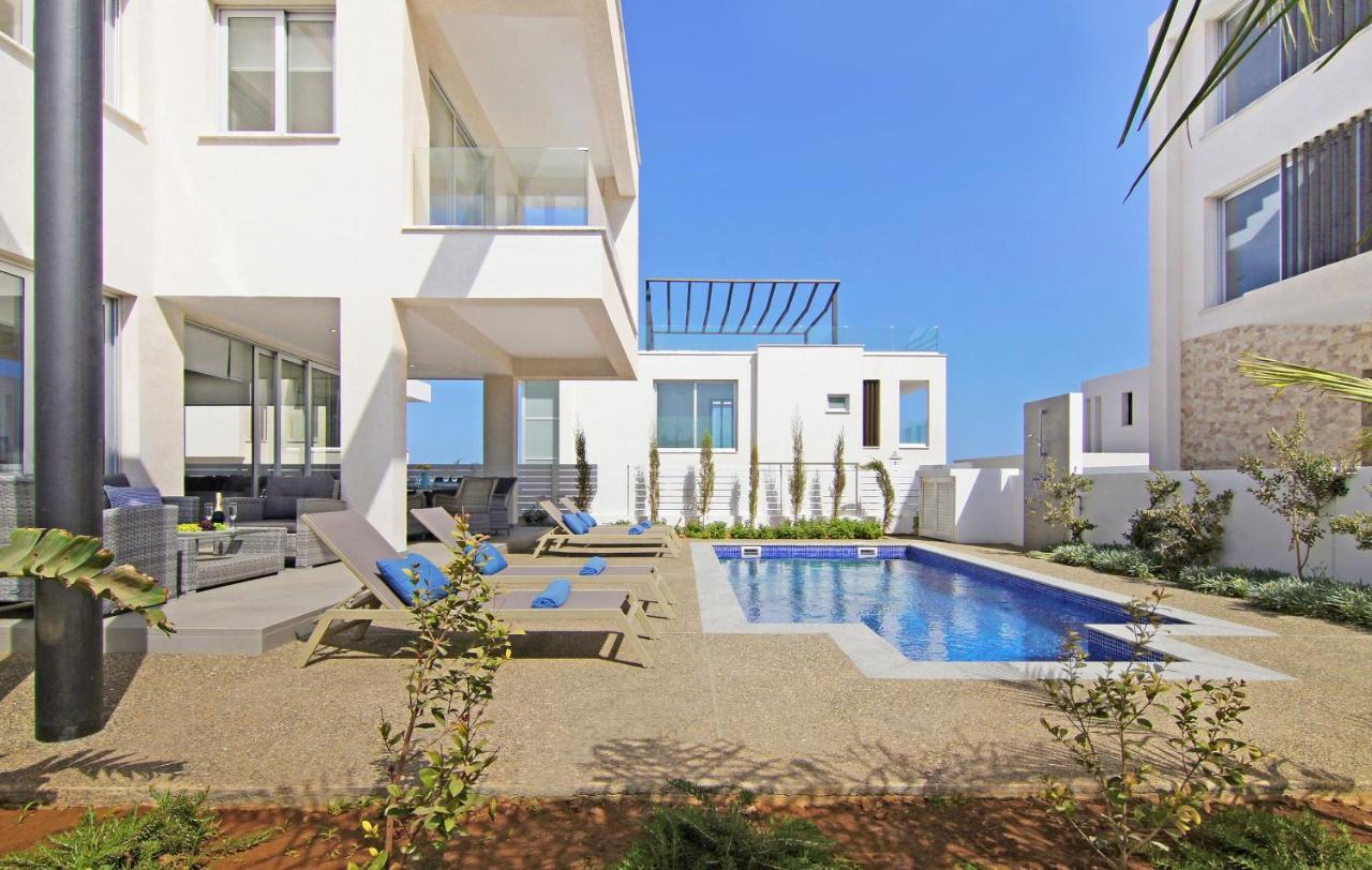 Villa Nova โปรทาราส ภายนอก รูปภาพ